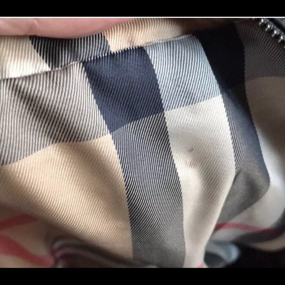 Burberry Nova Check Nylon Tote - Picture 5 of 6